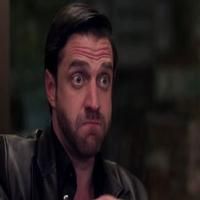 STAGE TUBE: First Look at Raul Esparza in GWB