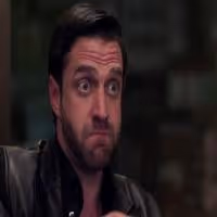 STAGE TUBE: First Look at Raul Esparza in GWB Video