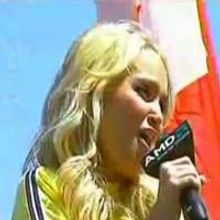 STAGE TUBE: Kristin Chenoweth Sings National Anthem for NASCAR