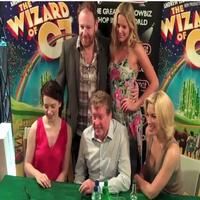 STAGE TUBE: WIZARD OF OZ Cast Signs Albums at Dress Circle Video
