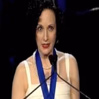 STAGE TUBE: Bebe Neuwirth Accepts Actors Fund Medal of Honor