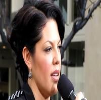 STAGE TUBE: Sara Ramirez Sings 'The Story' on GREY's ANATOMY