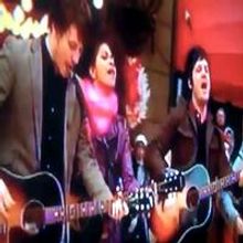 STAGE TUBE: AMERICAN IDIOT at Thanksgiving Day Parade
