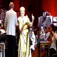 STAGE TUBE: Julie Andrews Performs Do-Re-Me at London's O2