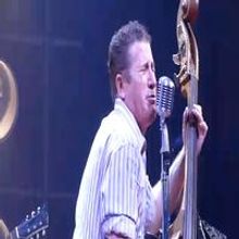 STAGE TUBE: Lee Rocker Jams with MILLION DOLLAR QUARTET
