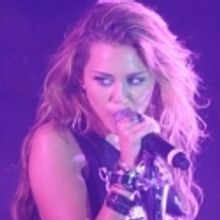 Photo Coverage: Miley Cyrus Performs Live at 1515 Club in Paris