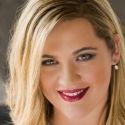 Carly Ozard Brings BEWITCHED, BOTHERED AND BIPOLAR To Rrazz Room 7/30