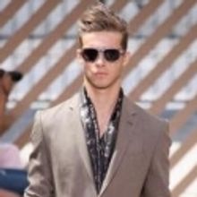 Photo Coverage:  Louis Vuitton Showcases Spring/Summer 2011 Menswear at Paris Fashion