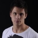 BWW INTERVIEWS: Alexis Gerred, The New Bobby In DREAMBOATS AND PETTICOATS