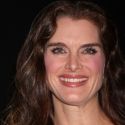 Brooke Shields Breaks Hand During LEAP OF FAITH Rehearsal