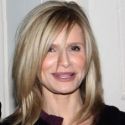 Kyra Sedgwick Wins 2010 Emmy for Best Lead Actress in a Drama