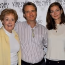 Photo Coverage: MIDDLETOWN Meets the Press