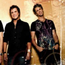 Eli Young Band Performs at The Cotillion 10/30