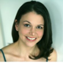 Huntington Theatre Presents Benefit Concert 'An Evening With Sutton Foster' 11/15