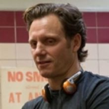 BWW EXCLUSIVE: Tony Goldwyn Talks CONVICTION, PROMISES & More