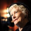 A LITTLE NIGHT MUSIC's Elaine Stritch Featured On Theater Talk 10/22