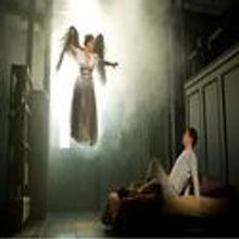 TV: Sneak Peek at ANGELS IN AMERICA!