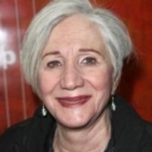 Lacey, Hibbert et al. Join Olympia Dukakis in MILK TRAIN at Roundabout in 2011; Cast…
