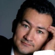 Gabriel Silva & Sue Pinner with the Academy Orchestra Present 'First Christmas,'…