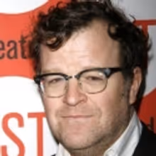 Kenneth Lonergan Pens New HBO Comedy, Taxi-22