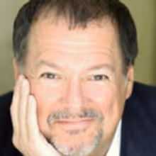 Gillett to Host AEA Scholarship Fund Benefit, 1/3