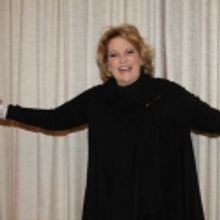 Photo Flash: Lorna Luft Opens at Feinsteins