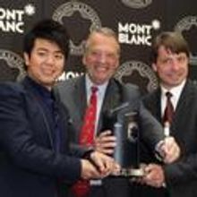 Photo Flash: Montblanc De La Culture Arts Patronage Award 2010