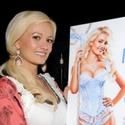 Photo Coverage: Holly Madison Sells Tix to PEEPSHOW for Animal Foundation