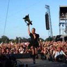 Photo Flash: Isle of Wight Festival 2010 - Day One
