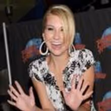 Photo Flash: Chelsea Staub Visits Planet Hollywood