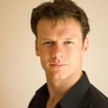 MARY POPPINS North American Tour Welcomes Nicolas Dromard as Bert
