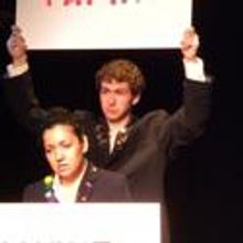 Hamburger Theatre Declares MacChin: The Lamentable Tragedie of Jay Leno A Success