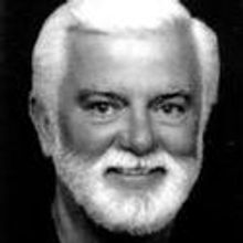 The Legacy Theatre Brings Back Hypnotist Mike Harvey 8/20-21