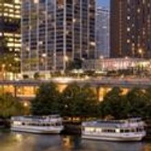 Hyatt Regency Chicago Announces 2010 Family Photo Contest