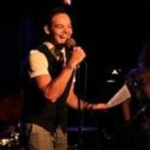 Dee Roscioli to Headline Bobby Cronin's Chicago Concert