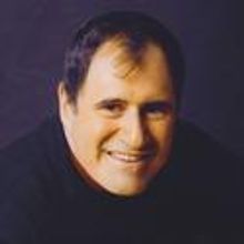Richard Kind Joins Bay Street Board