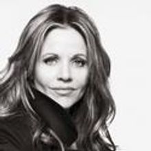 Fleming, Simon Perform With The Philadelphia Orchestra at the Academy of Music 