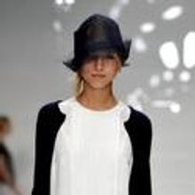 Photo Coverage: Jasper Conran - Runway LFW Spring/Summer 2011