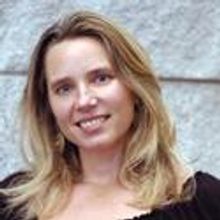 Deb Brisson Opens the THT Cabaret Series At Town Hall Theater 10/28