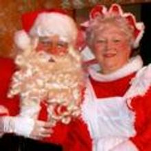 WOB Dinner Theater Presents BREAKFAST WITH SANTA (AND MRS. CLAUS)