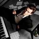 Daniel Reichard Brings His Christmas Concert To The Triad 12/10