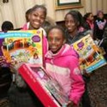 Photo Flash: BP Markowitz Gives Out Toys To 3000 Kids
