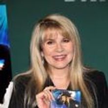 Rod Stewart and Stevie Nicks The Heart & Soul Tour Comes To Joe Louis Arena 1/13