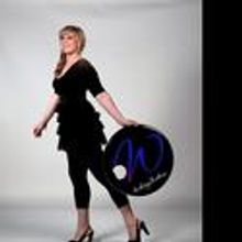 Whitney Wolanin Leads NINE At Sunset Sessions San Diego