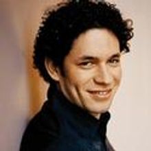 Dudamel Extends Contract with LA Phil Through Centennial Season