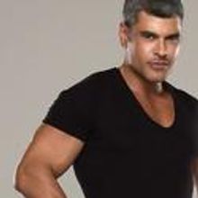 Mike Ruiz Helps Raise Money for the Ali Forney Center 2/26