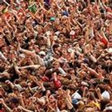 Paramount Bar Presents FANS - A Look At The People Who Make A Great Show