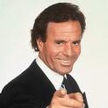 Julio Iglesias Comes To Progress Energy Center 3/3