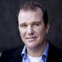 Douglas Hodge Makes Cafe Carlyle Debut 3/15