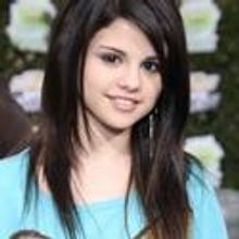 Selena Gomez & More Set For Summer Concert Series at Pacific Amphitheatre